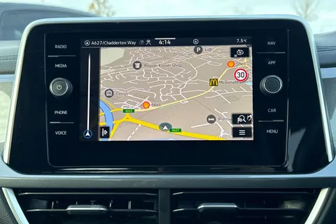 17 of 45 for VOLKSWAGEN T-ROC 1.5 TSI Style 5dr DSG