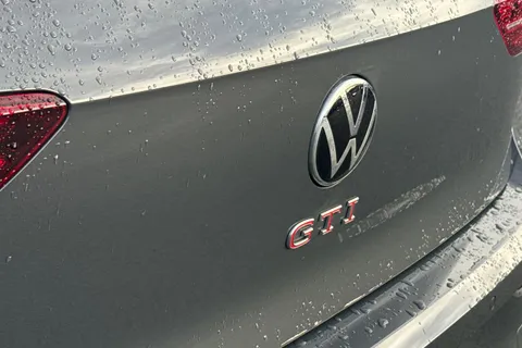 RJ24LRY Volkswagen Golf 2.0 TSI GTI 5dr DSG Thumbnail #24