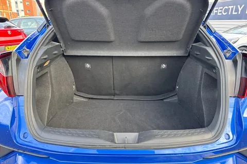 WP21OKV Toyota C-Hr 1.8 VVT-h Icon CVT Euro 6 (s/s) 5dr Thumbnail #6