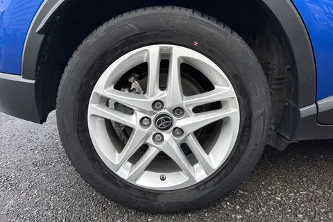 WP21OKV Toyota C-Hr 1.8 VVT-h Icon CVT Euro 6 (s/s) 5dr Thumbnail #11