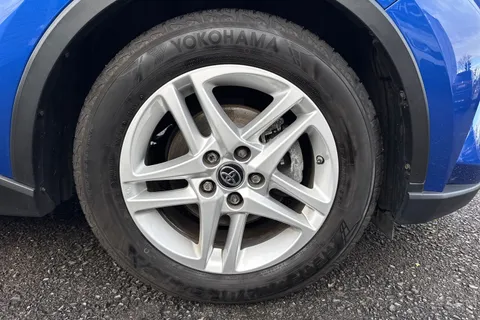 WP21OKV Toyota C-Hr 1.8 VVT-h Icon CVT Euro 6 (s/s) 5dr Thumbnail #12