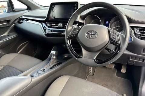 WP21OKV Toyota C-Hr 1.8 VVT-h Icon CVT Euro 6 (s/s) 5dr Thumbnail #13