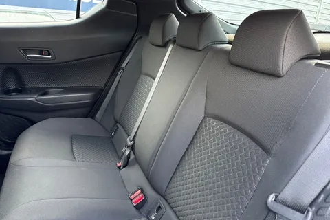 WP21OKV Toyota C-Hr 1.8 VVT-h Icon CVT Euro 6 (s/s) 5dr Thumbnail #18