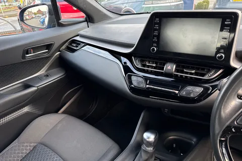 WP21OKV Toyota C-Hr 1.8 VVT-h Icon CVT Euro 6 (s/s) 5dr Thumbnail #19