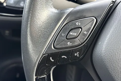 WP21OKV Toyota C-Hr 1.8 VVT-h Icon CVT Euro 6 (s/s) 5dr Thumbnail #43