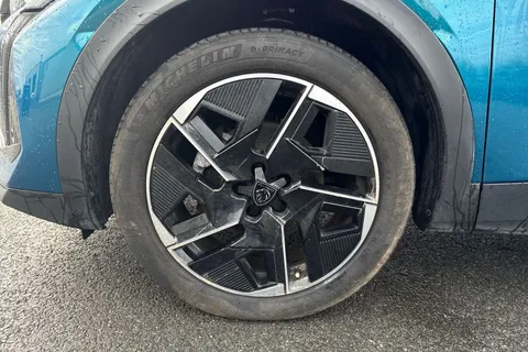 12 of 66 for PEUGEOT 408 1.2 PureTech GT Fastback EAT Euro 6 (s/s) 5dr