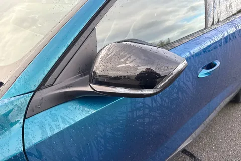 28 of 66 for PEUGEOT 408 1.2 PureTech GT Fastback EAT Euro 6 (s/s) 5dr