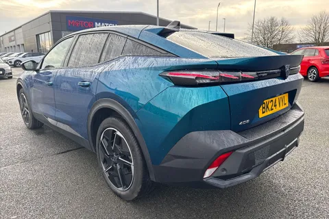 29 of 66 for PEUGEOT 408 1.2 PureTech GT Fastback EAT Euro 6 (s/s) 5dr