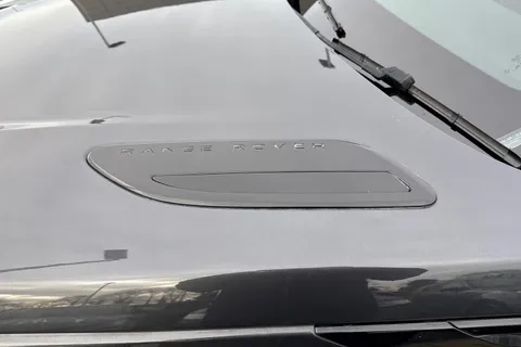 28 of 41 for Land Rover Range Rover Velar 2.0 D200 Dynamic HSE 5dr