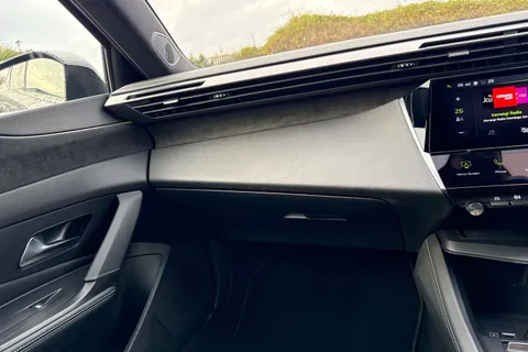 14 of 66 for PEUGEOT 408 1.2 PureTech GT Fastback 5dr Petrol EAT Euro 6 (s/s) (130 ps)