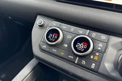 23 of 45 for Land Rover Defender 110 3.0 D300 X-Dynamic S 5dr