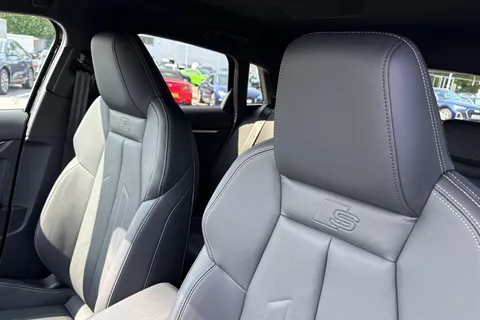 DC25XFY Audi A3 Black Edition 35 TFSI 150 PS S tronic Thumbnail #23