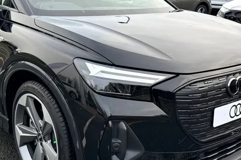  Audi Q4 e-tron 45 Black Edition Auto 5dr 82kWh Thumbnail #9