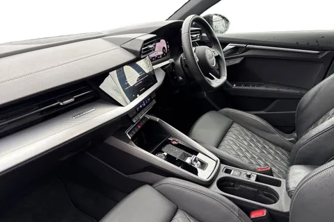 DA73SCV Audi S3 Black Edition TFSI 310 PS S tronic Thumbnail #16