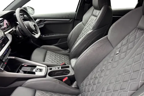 DA73SCV Audi S3 Black Edition TFSI 310 PS S tronic Thumbnail #17