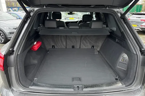 AU75NTJ Volkswagen Touareg 3.0 V6 TDI 4Motion 286 Black Edition 5dr Tip Auto | Tow Bar | Heated Seats Thumbnail #7