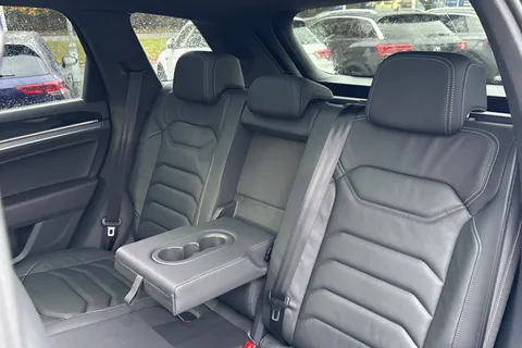 AU75NTJ Volkswagen Touareg 3.0 V6 TDI 4Motion 286 Black Edition 5dr Tip Auto | Tow Bar | Heated Seats Thumbnail #19