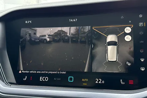 AU75NTJ Volkswagen Touareg 3.0 V6 TDI 4Motion 286 Black Edition 5dr Tip Auto | Tow Bar | Heated Seats Thumbnail #32