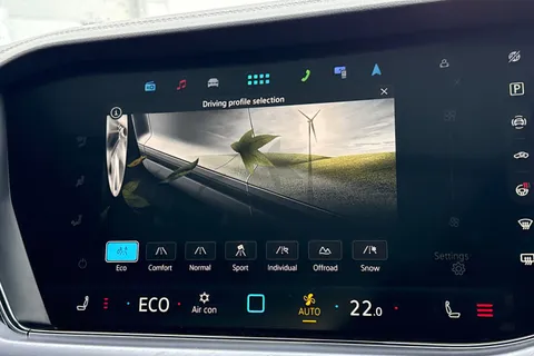 AU75NTJ Volkswagen Touareg 3.0 V6 TDI 4Motion 286 Black Edition 5dr Tip Auto | Tow Bar | Heated Seats Thumbnail #37