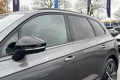 AU75NTJ Volkswagen Touareg 3.0 V6 TDI 4Motion 286 Black Edition 5dr Tip Auto | Tow Bar | Heated Seats Thumbnail #51