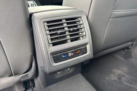 CX75KNK Volkswagen Golf 2.0 TSI 300 GTI Clubsport DSG Leather, sunroof, DCC, Black Pack,  'Akrapovi Thumbnail #35