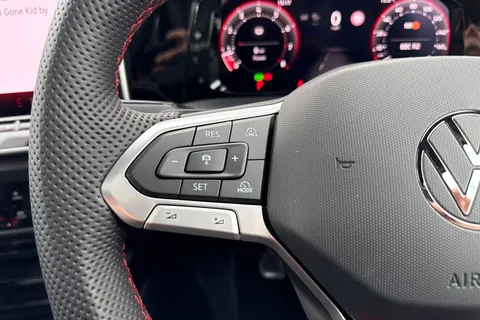 CX75KNK Volkswagen Golf 2.0 TSI 300 GTI Clubsport DSG Leather, sunroof, DCC, Black Pack,  'Akrapovi Thumbnail #44