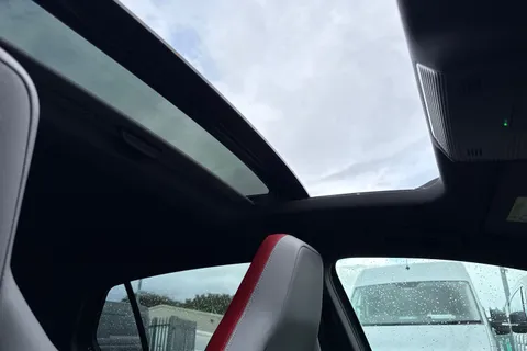 CX75KNK Volkswagen Golf 2.0 TSI 300 GTI Clubsport DSG Leather, sunroof, DCC, Black Pack,  'Akrapovi Thumbnail #46