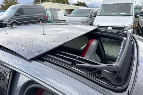 CX75KNK Volkswagen Golf 2.0 TSI 300 GTI Clubsport DSG Leather, sunroof, DCC, Black Pack,  'Akrapovi Thumbnail #47