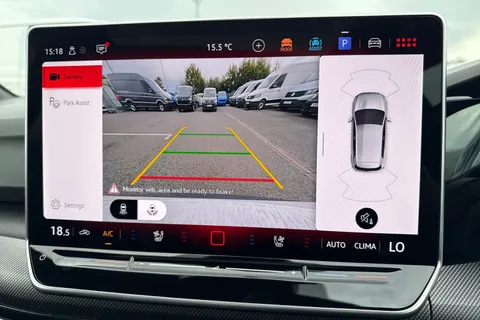 CX75KNK Volkswagen Golf 2.0 TSI 300 GTI Clubsport DSG Leather, sunroof, DCC, Black Pack,  'Akrapovi Thumbnail #48