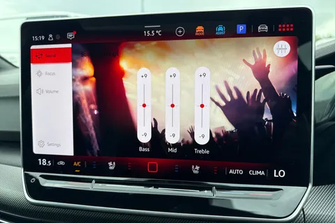 CX75KNK Volkswagen Golf 2.0 TSI 300 GTI Clubsport DSG Leather, sunroof, DCC, Black Pack,  'Akrapovi Thumbnail #56