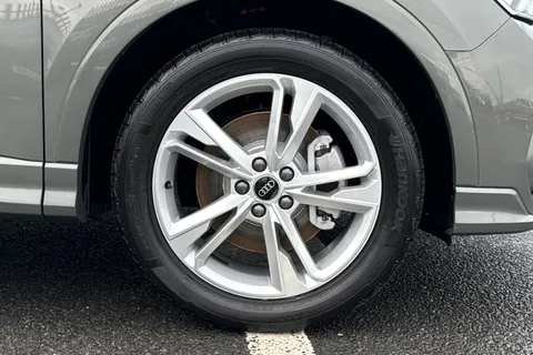  Audi Q3 2.0 TDI 40 S line S Tronic quattro Euro 6 (s/s) 5dr Thumbnail #11