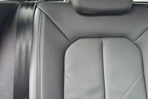  Audi Q3 2.0 TDI 40 S line S Tronic quattro Euro 6 (s/s) 5dr Thumbnail #40