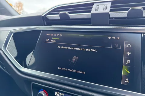  Audi Q3 2.0 TDI 40 S line S Tronic quattro Euro 6 (s/s) 5dr Thumbnail #57