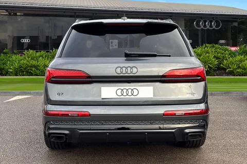  Audi Q7 3.0 TDI V6 Black Edition Tiptronic quattro Euro 6 (s/s) 5dr Thumbnail #5