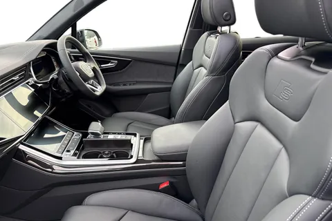  Audi Q7 3.0 TDI V6 Black Edition Tiptronic quattro Euro 6 (s/s) 5dr Thumbnail #16