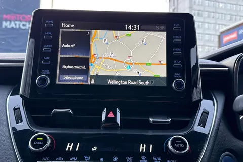 FL70VEX Toyota Corolla 1.8 VVT-h Excel Touring Sports CVT Euro 6 (s/s) 5dr Thumbnail #16