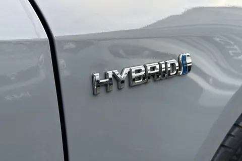 FL70VEX Toyota Corolla 1.8 VVT-h Excel Touring Sports CVT Euro 6 (s/s) 5dr Thumbnail #26