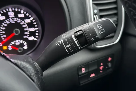 NL70KNJ Kia Sportage 1.6 GDi 2 Euro 6 (s/s) 5dr Thumbnail #39