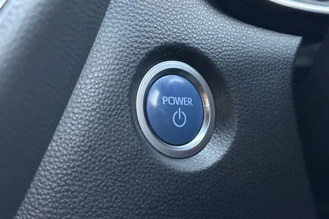 FL70VEX Toyota Corolla 1.8 VVT-h Excel Touring Sports CVT Euro 6 (s/s) 5dr Thumbnail #39