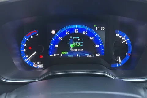 FL70VEX Toyota Corolla 1.8 VVT-h Excel Touring Sports CVT Euro 6 (s/s) 5dr Thumbnail #41