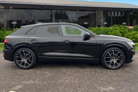DH73HFZ Audi Q8 SQ8 TFSI Quattro Black Edition 5dr Tiptronic Thumbnail #3