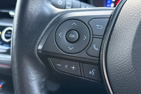 FL70VEX Toyota Corolla 1.8 VVT-h Excel Touring Sports CVT Euro 6 (s/s) 5dr Thumbnail #44