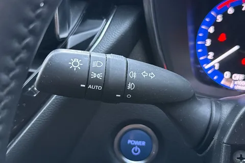 FL70VEX Toyota Corolla 1.8 VVT-h Excel Touring Sports CVT Euro 6 (s/s) 5dr Thumbnail #45