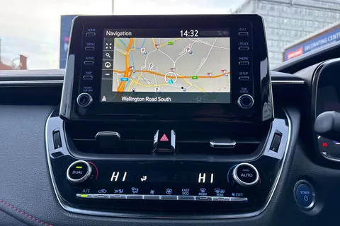 FL70VEX Toyota Corolla 1.8 VVT-h Excel Touring Sports CVT Euro 6 (s/s) 5dr Thumbnail #49