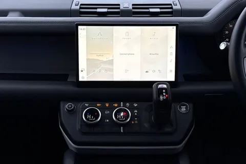 KX24ZPW Land Rover Defender 110 3.0 D300 X-Dynamic HSE 5dr Thumbnail #15