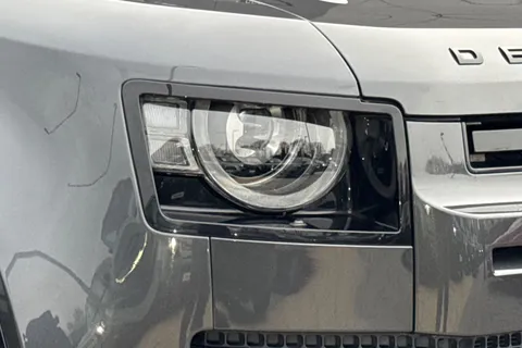 KX24ZPW Land Rover Defender 110 3.0 D300 X-Dynamic HSE 5dr Thumbnail #18