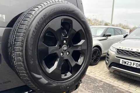 KX24ZPW Land Rover Defender 110 3.0 D300 X-Dynamic HSE 5dr Thumbnail #30