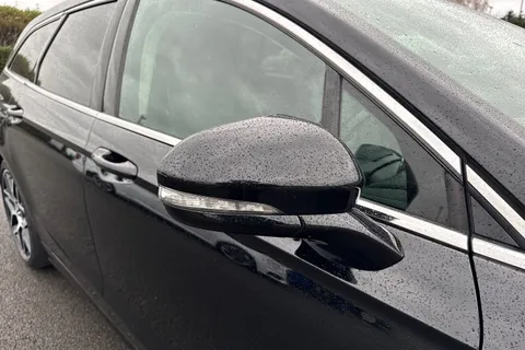 EX18WHB Ford Mondeo 2.0 TDCi Titanium Powershift Euro 6 (s/s) 5dr Thumbnail #35