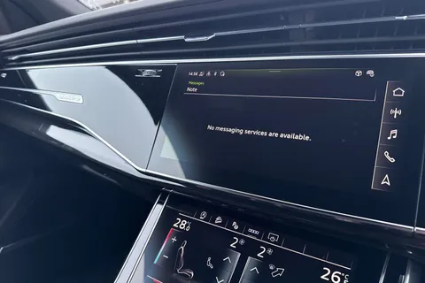 DH73HFZ Audi Q8 SQ8 TFSI Quattro Black Edition 5dr Tiptronic Thumbnail #53