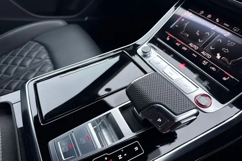 DH73HFZ Audi Q8 SQ8 TFSI Quattro Black Edition 5dr Tiptronic Thumbnail #55